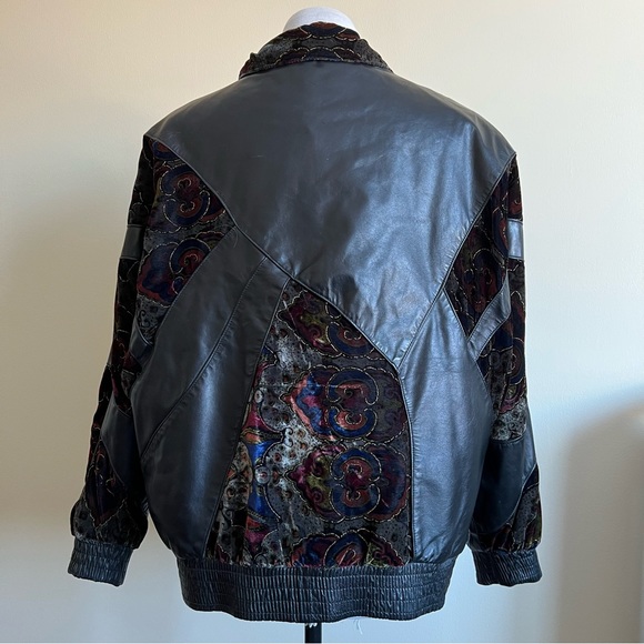 vintage velvet patch leather bomber jacket - Picture 9 of 15